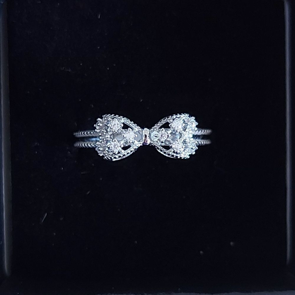 925 Sterling Silver Bow Ring